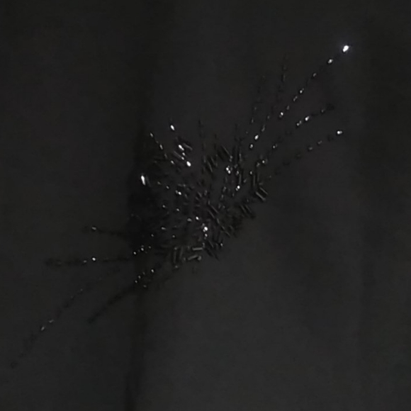 Designer Gilani black with sequence sleeveless blo - Picture 4 of 4